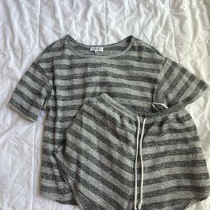 Striped Sabo Skirt knit top